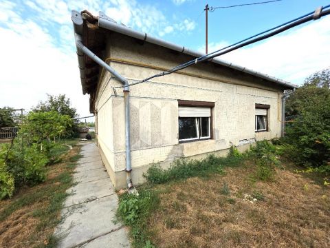 Eladó Ház 5440 Kunszentmárton 5449 Kunszentmárton, Csendes