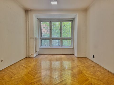 Eladó Lakás 1117 Budapest 11. kerület , Kacajpark nyugodt környezetében