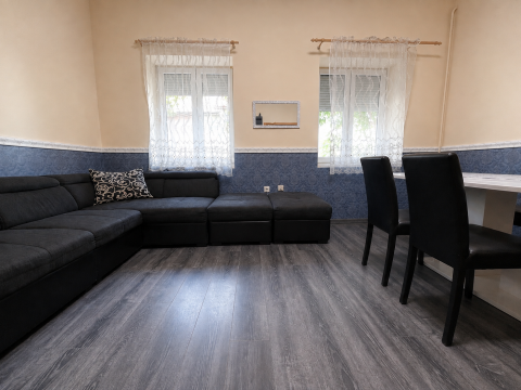 Eladó Lakás 1205 Budapest 20. kerület 2 szobás lakás a Thököly utcai villamosmegálló közelében