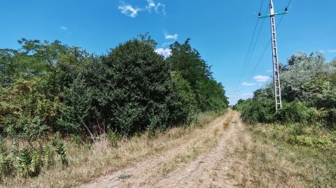 Eladó Telek 2060 Bicske 
