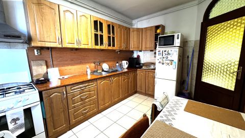 Eladó Ház 4030 Debrecen Homokkert határán 180 nm-es FELÚJÍTANDÓ ház eladó!