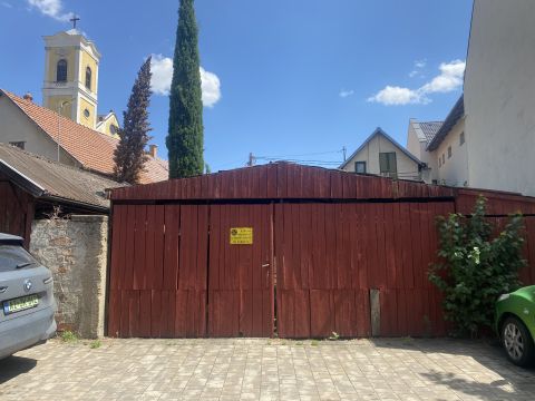 Eladó Ház 2120 Dunakeszi 
