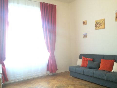 Kiadó Lakás 1084 Budapest 8. kerület 