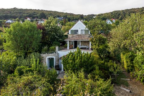 Eladó Ház 8229 Csopak Panoráma az Öreghegy lábánál