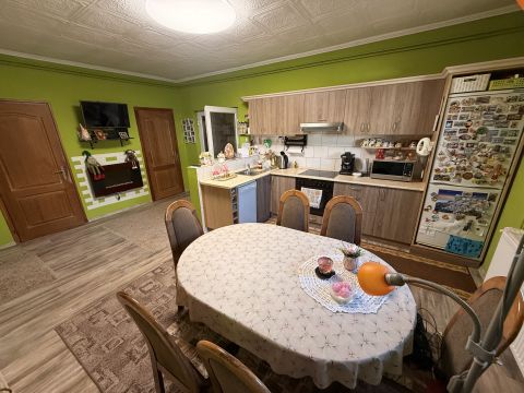 Eladó Ház 9177 Ásványráró , Autóbusz-forduló közelében