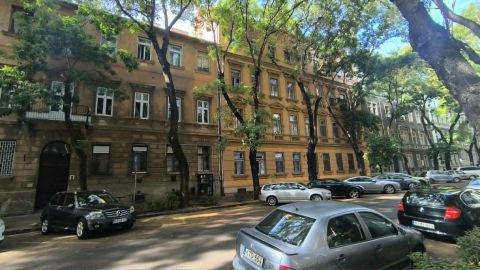 Eladó Lakás 1068 Budapest 6. kerület , Aranybánya az Andrássy útnál!