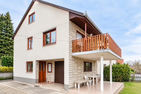 Eladó Ház 8220 Balatonalmádi , Balatonalmádi Veszprémi út közelében