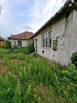 Eladó Ház 4440 Tiszavasvári , 4440 Tiszavasvári, Főút melletti