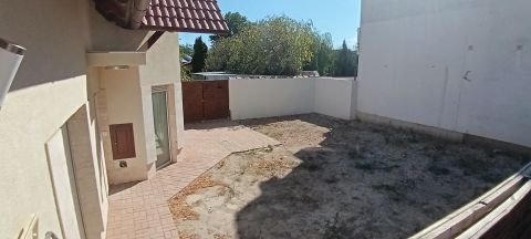 Eladó Lakás 2040 Budaörs 