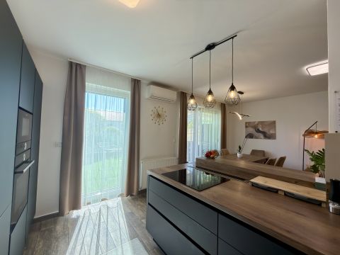 Eladó Lakás 8230 Balatonfüred Csendes lakóparki környezet