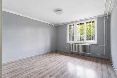 Eladó Lakás 2800 Tatabánya 