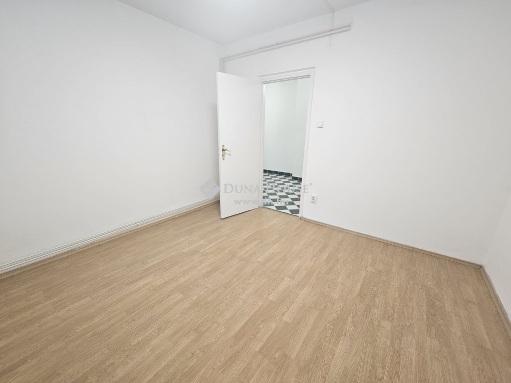 1039 Budapest 3. kerület — 1/14