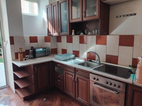 Kiadó Lakás 7621 Pécs 