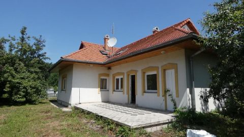 Eladó Ház 5241 Abádszalók 5241 Abádszalók, Tisza-tó