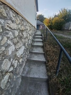 Eladó Ház 2889 Súr 