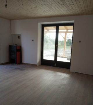 Eladó Ház 9161 Győrsövényház , Béke utca közelében