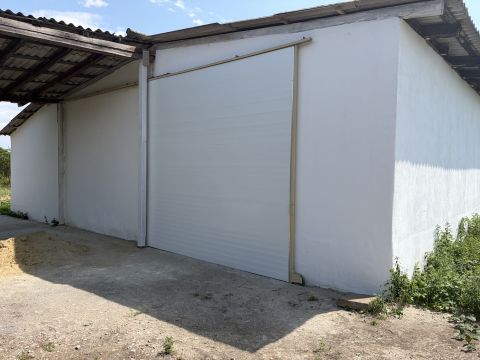 Eladó Mezőgazdasági 3300 Eger 