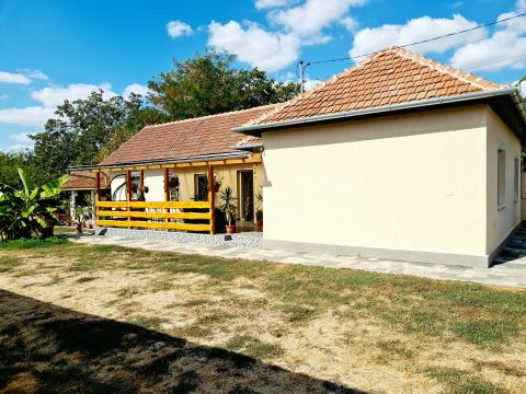 Eladó Ház 5600 Békéscsaba Jaminában, a Szegfű utca közelében