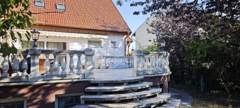Eladó Ház 2000 Szentendre Deli Antal utca 10