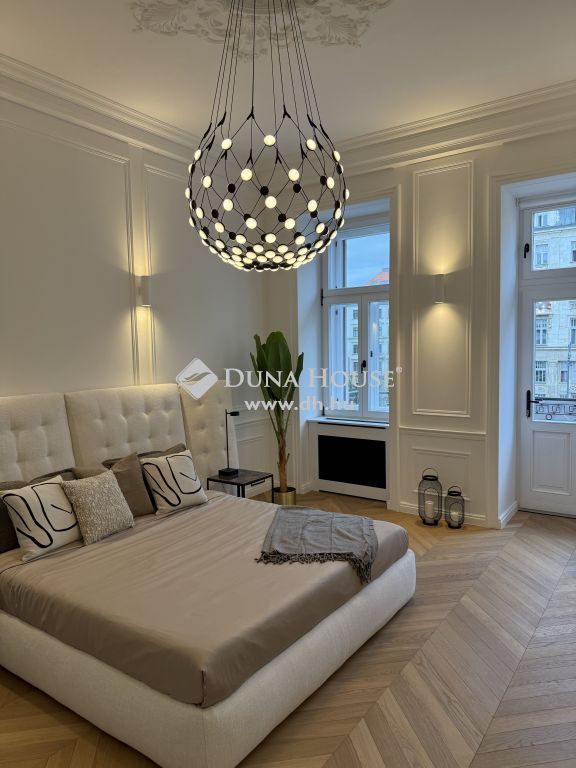 1051 Budapest 5. kerület — 1/9