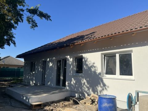 Eladó Ház 2213 Monorierdő , Csendes utcában 