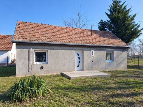 Eladó Ház 2766 Tápiószele 