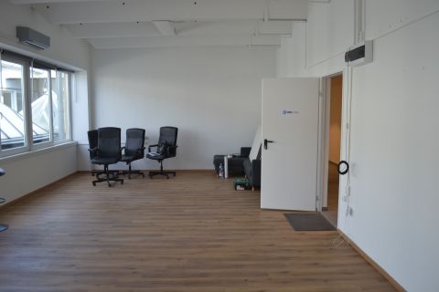 Kiadó Iroda 1222 Budapest 22. kerület , Kiadó iroda Budafokon