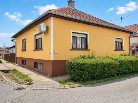 Eladó Ház 2330 Dunaharaszti 