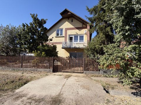 Eladó Ház 2243 Kóka , Dohánybolt közelében 