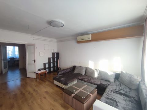 Kiadó Lakás 6000 Kecskemét 