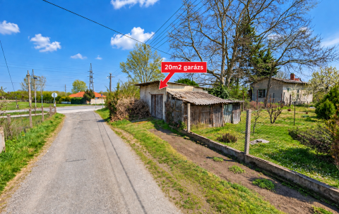 Eladó Ház 6000 Kecskemét Kecskemét Sutosfaluban felújítandó ház eladó nagy telekekkel