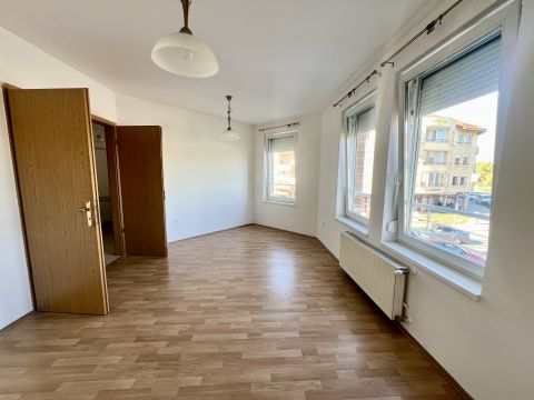Kiadó Lakás 8900 Zalaegerszeg , Belváros
