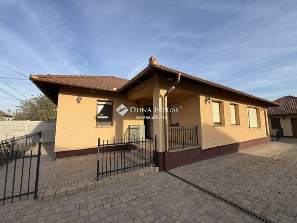 Eladó Ház 2360 Gyál, 