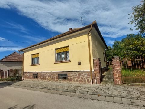 Eladó Ház 9343 Beled , Beleden eladó két szobás családi ház, 1618m2 telekkel