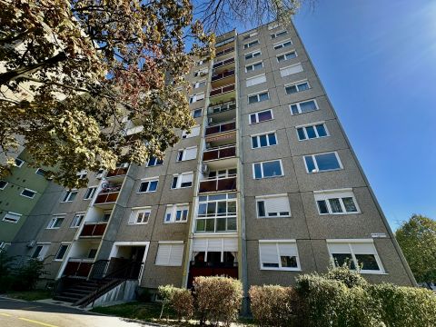 Eladó Lakás 2120 Dunakeszi 