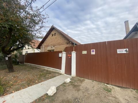 Eladó Ház 2116 Zsámbok 