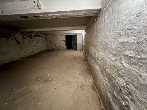 Eladó Tároló/Raktár 9700 Szombathely , Kórház közelében